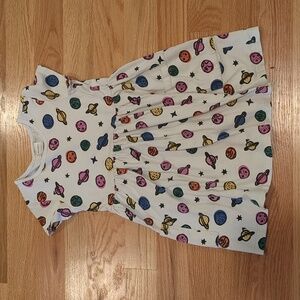 6-7 Hanna Andersson Short Sleeves Dress with Planets Pattern